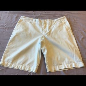 Tommy Hilfiger Bermuda shorts size 14 women’s